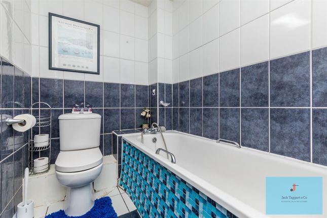 35, Wayfield Avenue, Hove photo 5