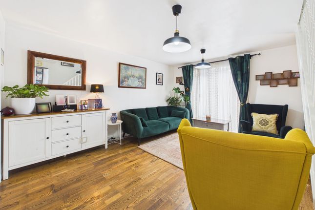 23 Spa Close, Sutton-In-Ashfield photo 4