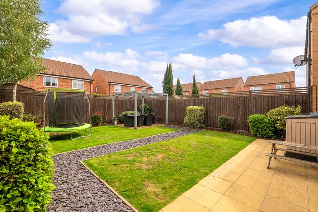 2 Leaper Close, Lincoln photo 4