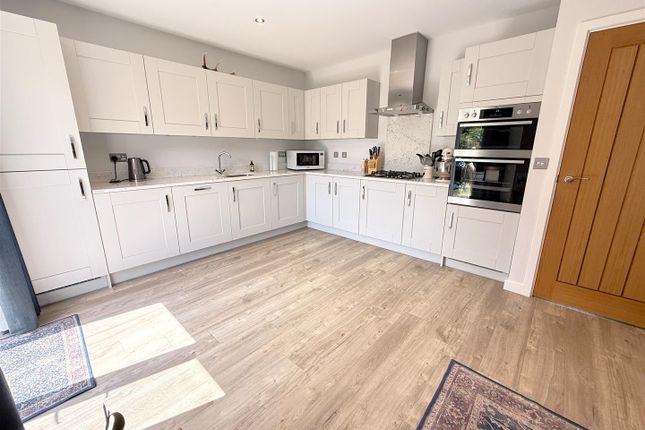 5, Simpson Drive, Cropwell Bishop photo 2