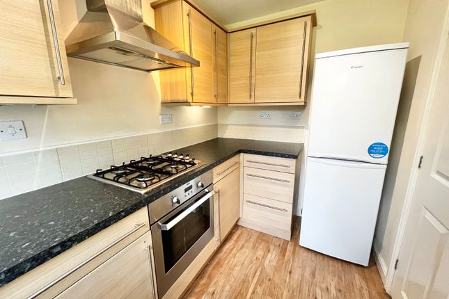 10, Siegfried Walk, West Yorkshire photo 2