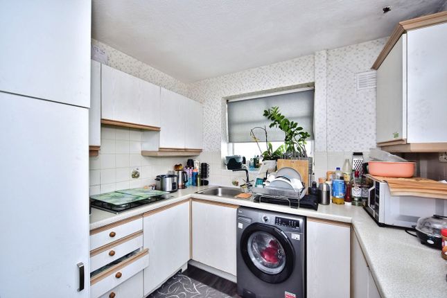146, Howard Drive, Maidstone photo 4