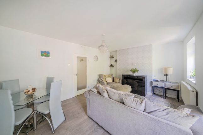 212, Ravens Way, Lee photo 3