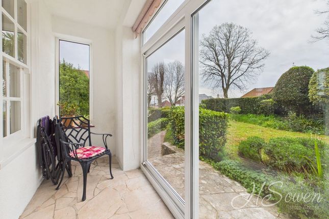 7, Manscombe Road, Torquay photo 3