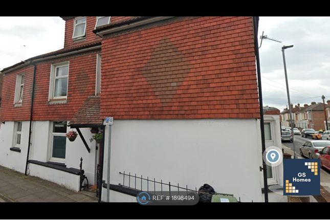 End terrace house to rent in Talbot Road, Southsea PO4