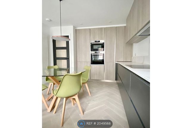 Thumbnail End terrace house to rent in Stonhouse Street, London