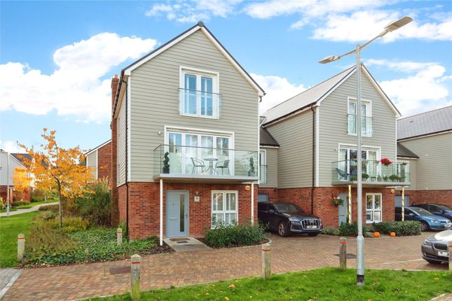 Link-detached house for sale in The Green, Tunbridge Wells, Kent