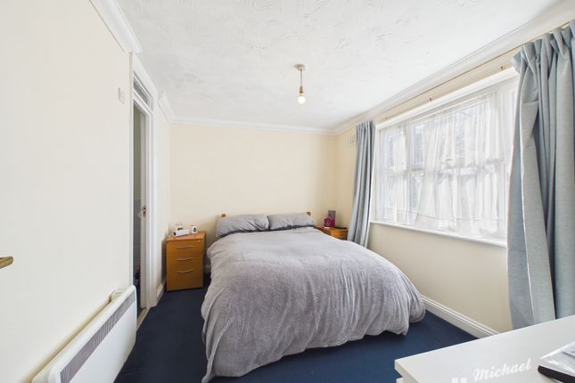 Flat 6, Leighton Buzzard photo 4