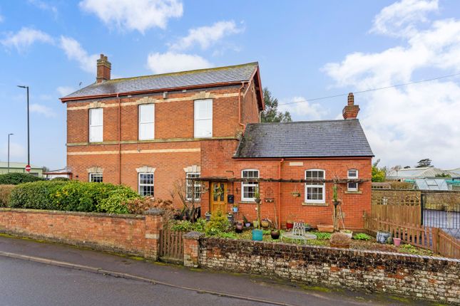 4 Bedroom Detached in GL2 7NT