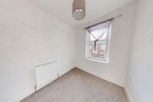 52, Northumberland Street, Wallsend photo 3