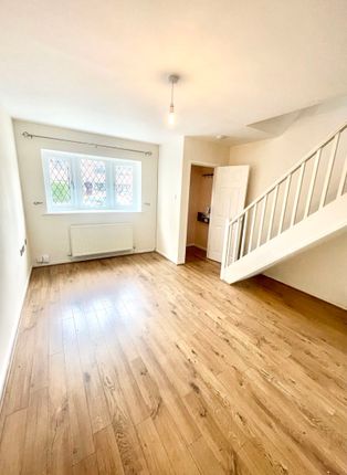 2-bed house on 6, Dominic Close, Manchester, £250,000