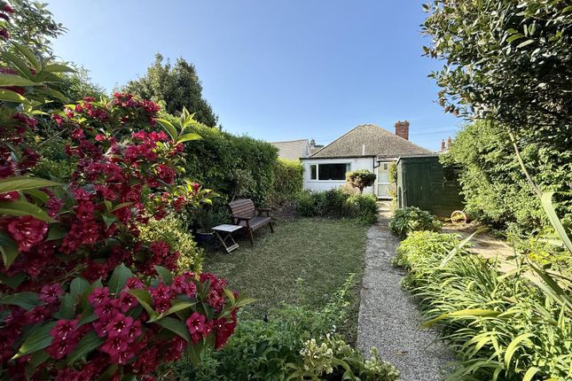 11, East Wyld Road, Dorset photo 2