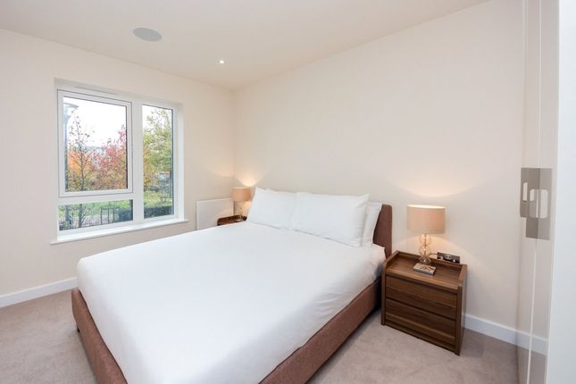 Flat 15, Golding House, 11, Beaufort Square, Colindale photo 2