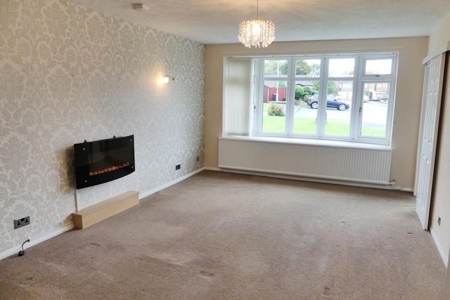 10, Pendle Close, Crewe photo 2