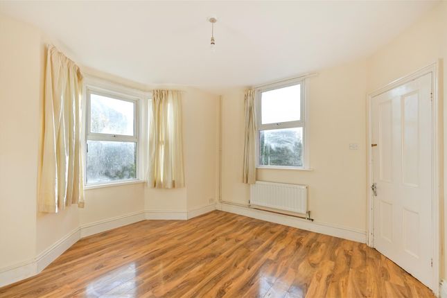Briants Avenue, Reading photo 2