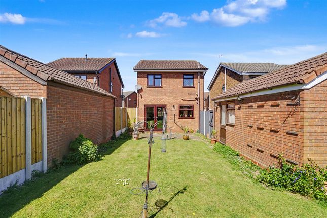 11, Elgar Drive, Nottingham photo 4