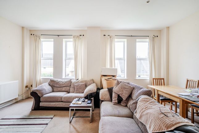 15, The Moorlands, BATH photo 3