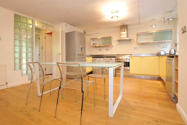 Flat 40 Anglebury, 80, Talbot Road, London photo 2