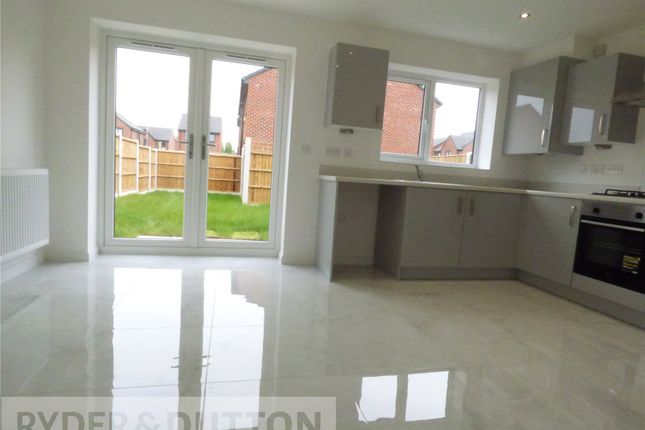 14, Weavers Drive, Greater Manchester photo 2