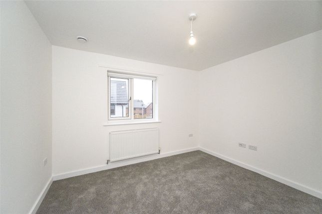 93, Goodwood Crescent, Berkshire photo 4