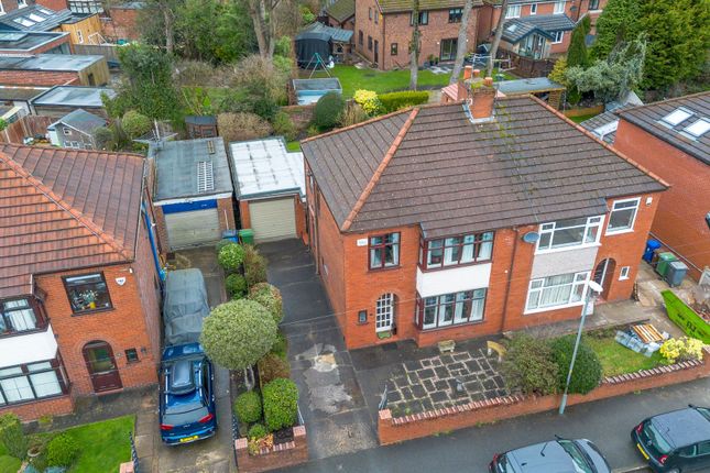6 Greenway, Wigan photo 2
