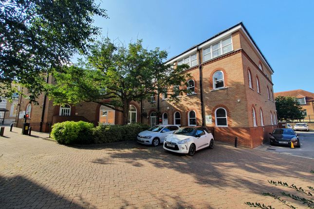 Office to let in Exchange Square, Jewry Street, Winchester