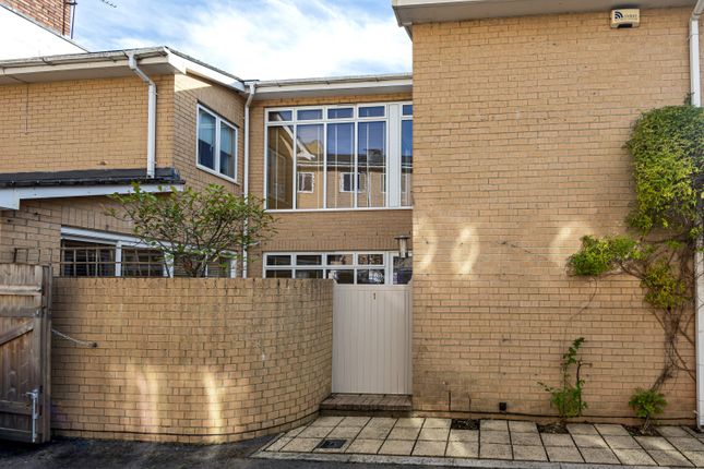 Thumbnail Mews house for sale in Beaufort Mews, Clifton, Bristol