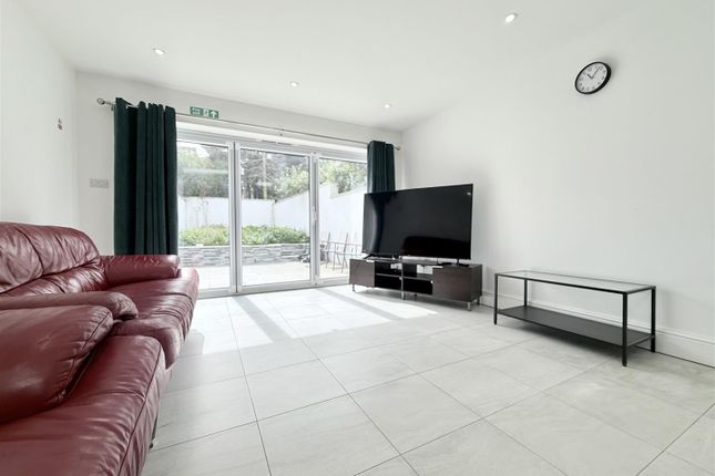 14, Oval Road, Croydon photo 4
