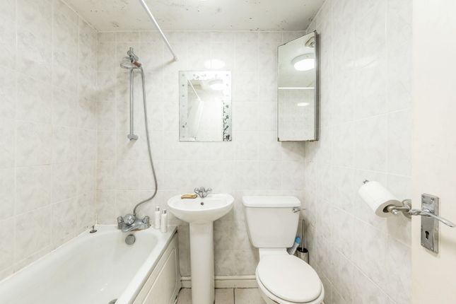 Eardley Crescent, Earls Court photo 3