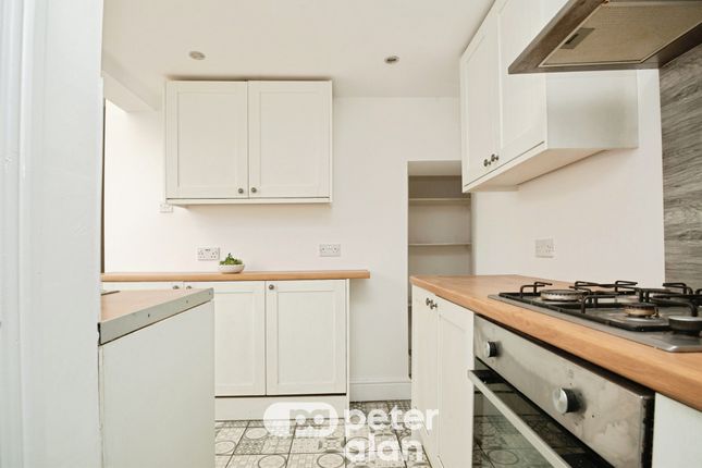 5, Ton Mawr Road, Pontypool photo 4