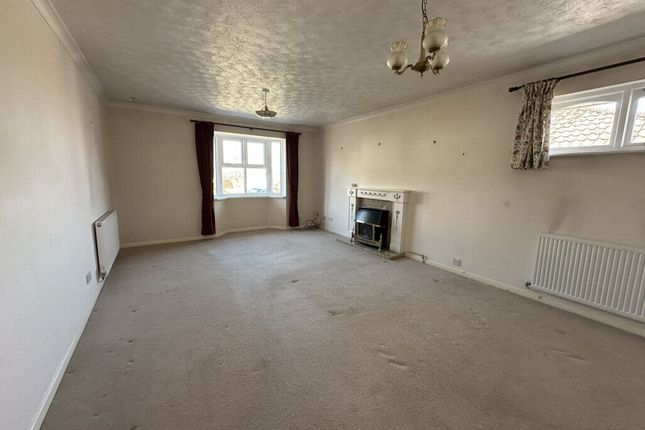 8, Gilpin Close, Dawlish photo 3