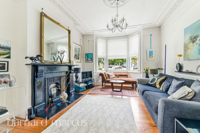 Flat for sale in Norroy Road, London