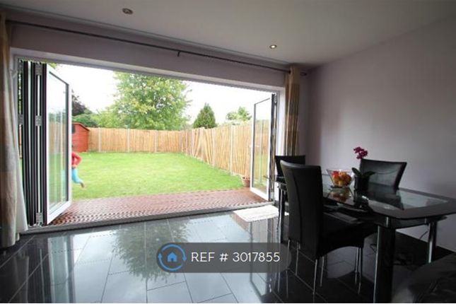 Walford Road, Uxbridge photo 2