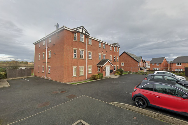 Thumbnail Block of flats for sale in Garden Vale, Leigh