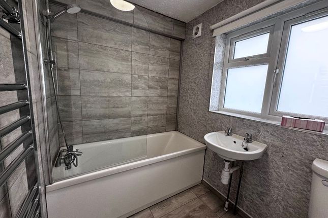 53 Church Road, Wisbech photo 4