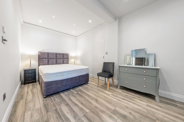 Flat for sale in Clive Court, Maida Vale, London