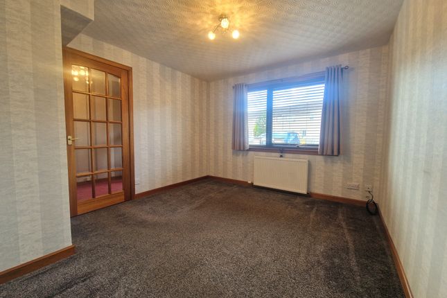 52, Meadow Crescent, Elgin photo 3