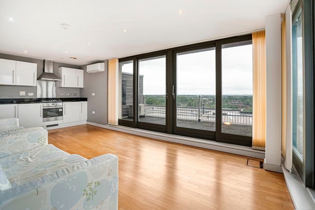 107 Castle Quay, Bedford photo 3