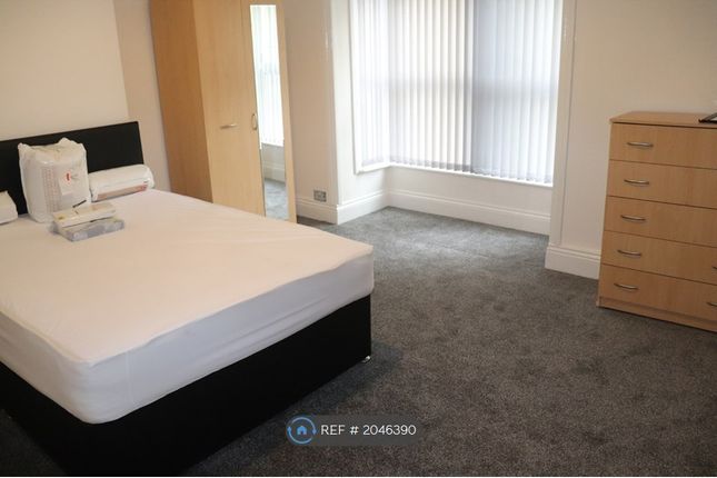 Room to rent in Kings Road, Stockland Green, Birmingham