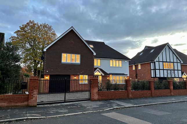 Detached house for sale in Herbert Road, Emerson Park, Hornchurch