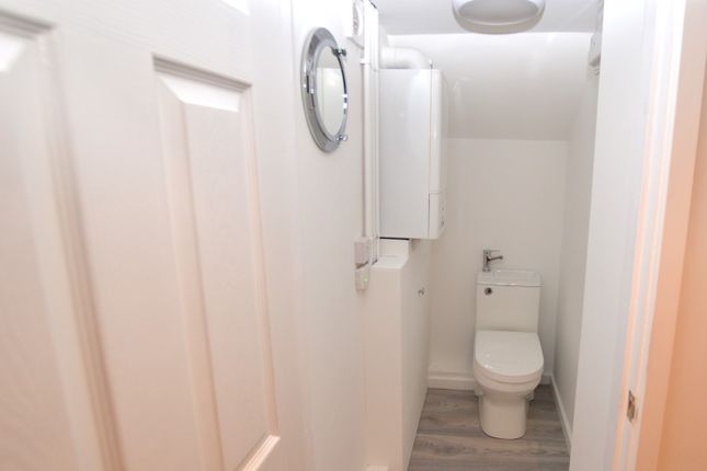 15B, Nether Street, Pudsey photo 3