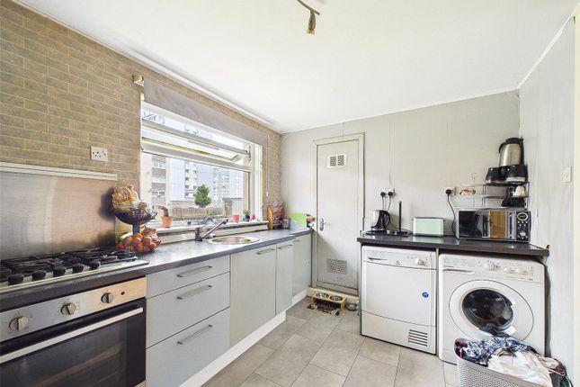 Flat 1,, 7, Calder Grove, Edinburgh photo 3