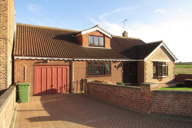 Thumbnail Detached bungalow for sale in High Street, Burringham, Scunthorpe