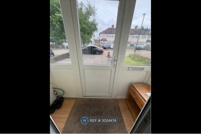 Alexandra Avenue, Sutton photo 2