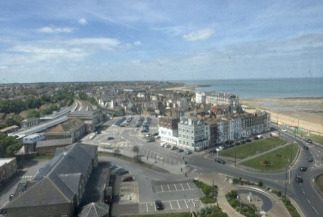 13, All Saints Avenue, Margate photo 2