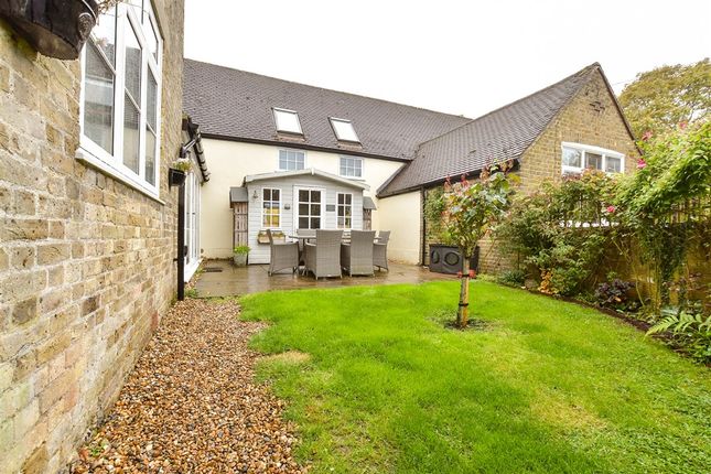 Mill Lane Shepherdswell, Dover photo 2