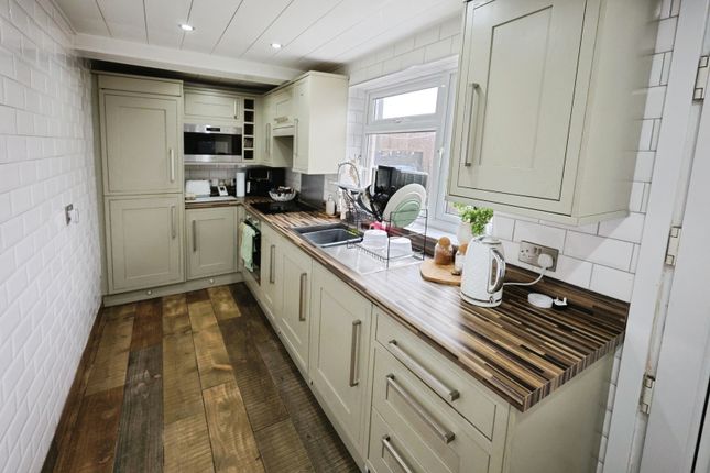 10, Rosemount Road, Bishop Auckland photo 4