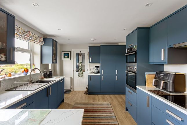 16, Hermitage Way, Whitby photo 4