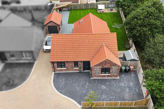 30 Lowestoft Drone