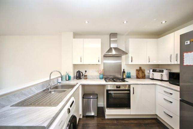 11 Hardwick Close, Wigan photo 3